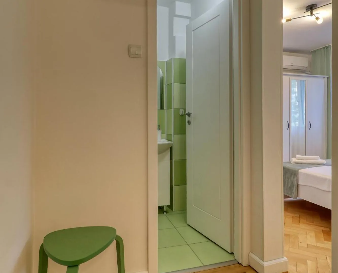 Quito Apartment - Stylish & Quiet Bucharest