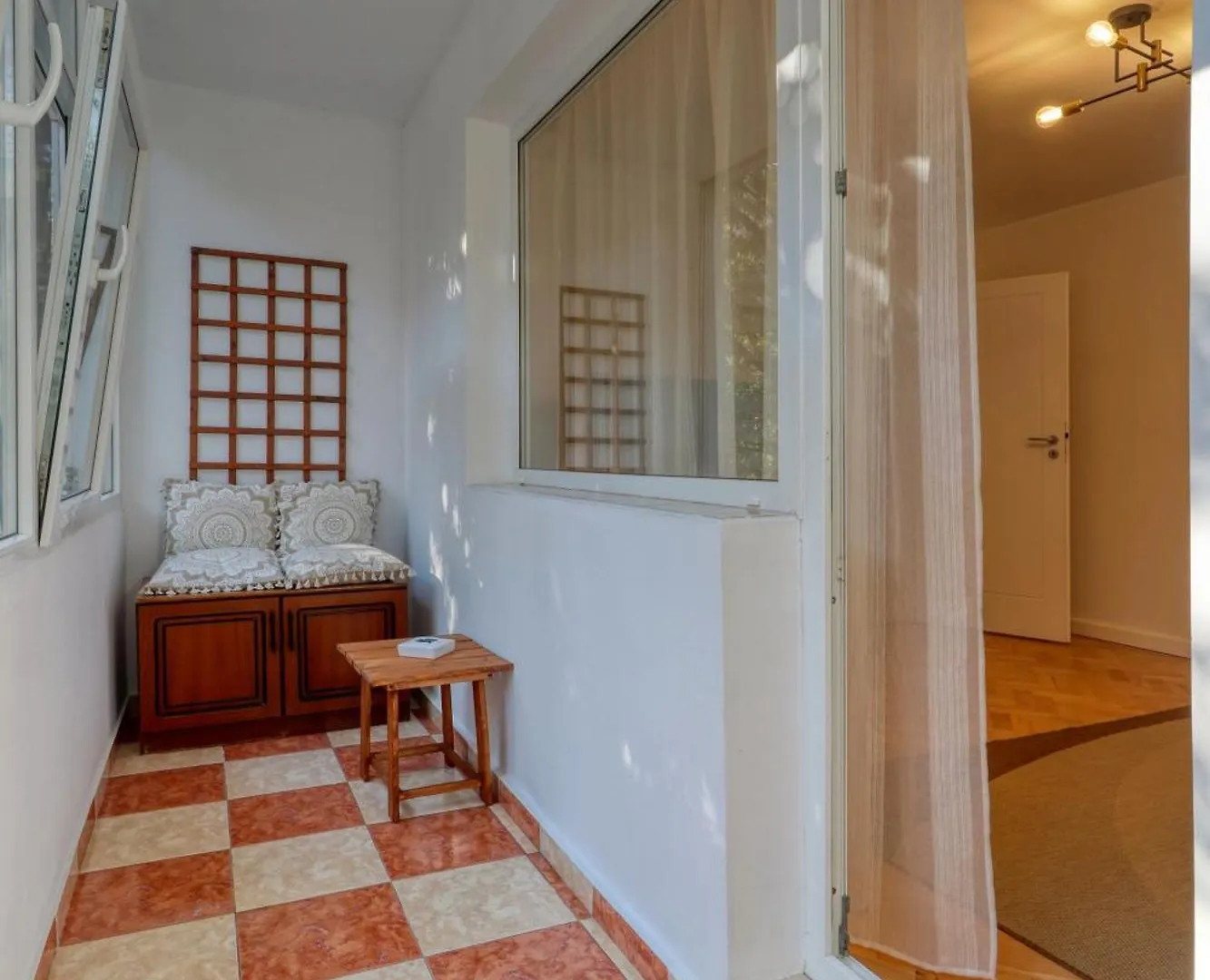 Quito Apartment - Stylish & Quiet Bucharest